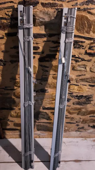 Persiane veneziane in alluminio grigio