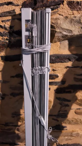 Persiane veneziane in alluminio grigio