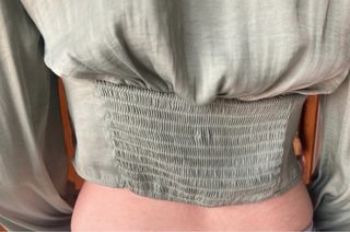 Blusa verde Stradivarius encaje botones