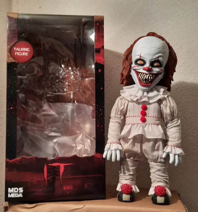 Muñeco Pennywise Mezco Toys Talking Figure