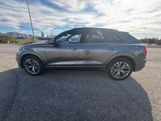 Audi Q8 2020 S-Line quattro