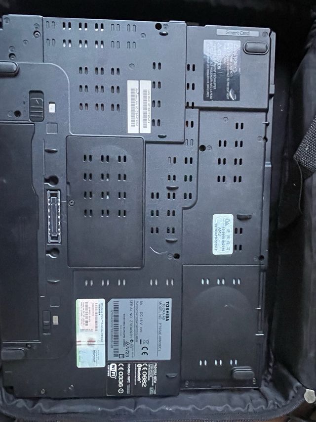 Ordenador Toshiba Gris Plata