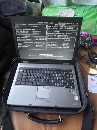 Ordenador Toshiba Gris Plata