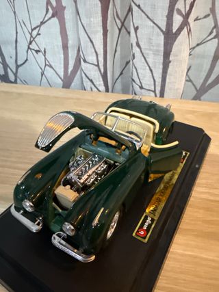 Burago Jaguar XK 120 Roadster 1948