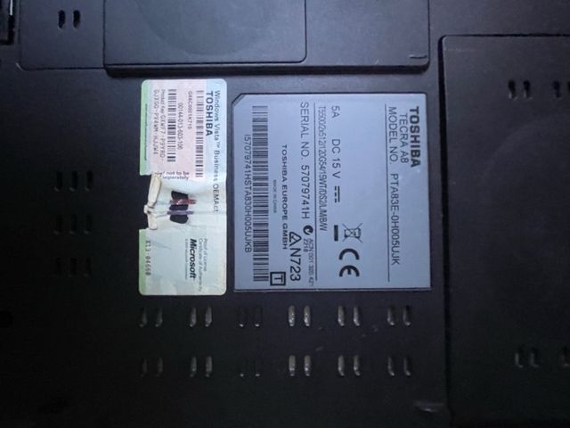 Ordenador Toshiba Gris Plata