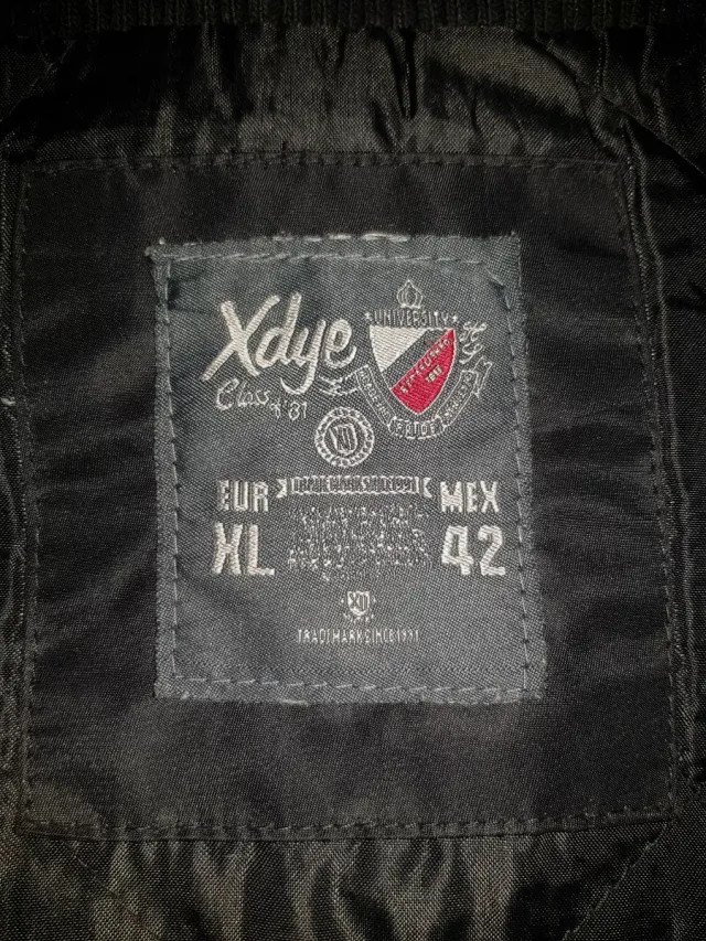 Chaqueta Vintage Pull&Bear  Negra