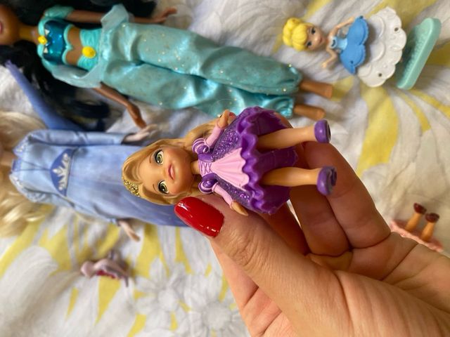 Muñecas Disney: Jazmín, Elsa, Cenicienta barbie