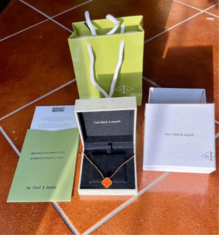 Collana Van Cleef & Arpels Sweet Alhambra Arancia