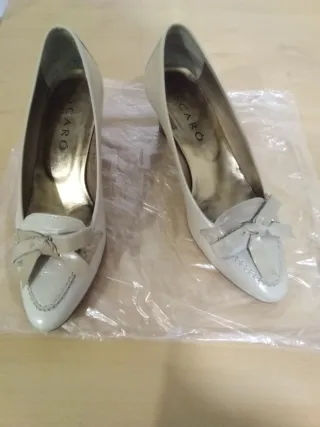 Zapatos de tacón mascaro beige mujer