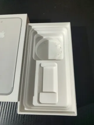 Caja vacía iPhone 7 Plus silver 128 GB
