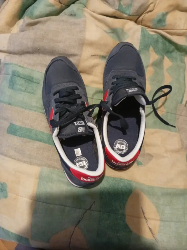 Zapatillas New Balance 420 Hombre Talla 42, pero