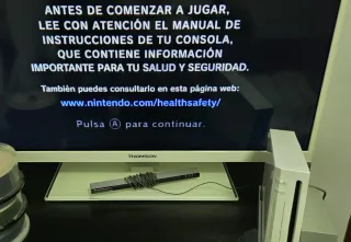 Nintendo Wii COMPLETA + 2 mandos, FUNCIONA.