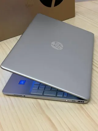 Portátil HP 15s FD0025NS 256GB Intel Celeron N4120
