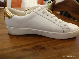 Zapatillas Michael Kors Blancas y Doradas Talla 38