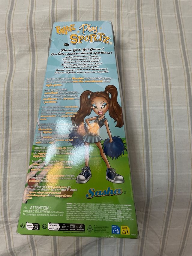 Bambola Bratz Play Sportz Sasha