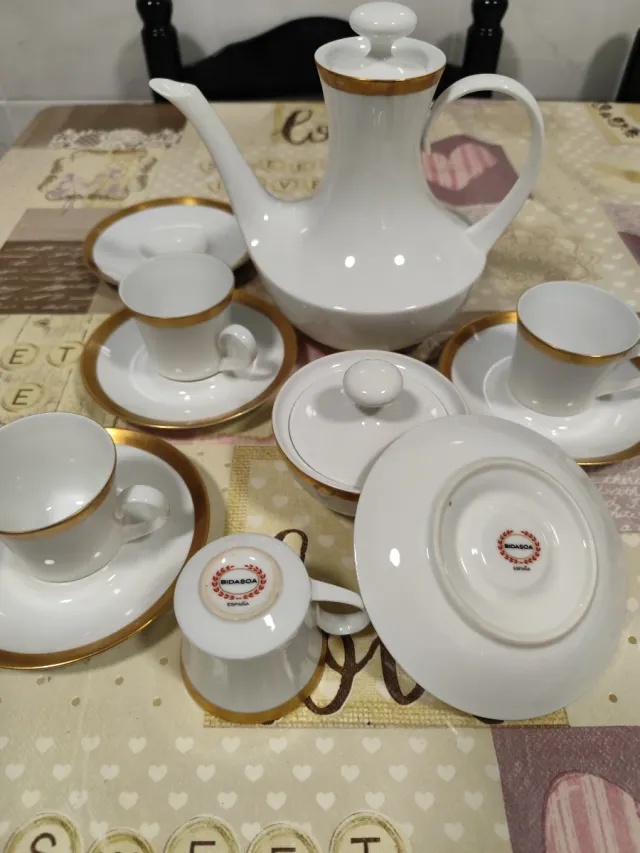 Juego de café Bidasoa porcelana oro