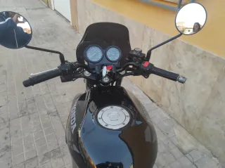 Honda CB 500 Negra con Baúl y cúpula
