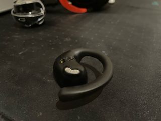 Auriculares Bluetooth Deportivos Morados