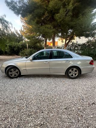 Mercedes-Benz 270 cdi 2003