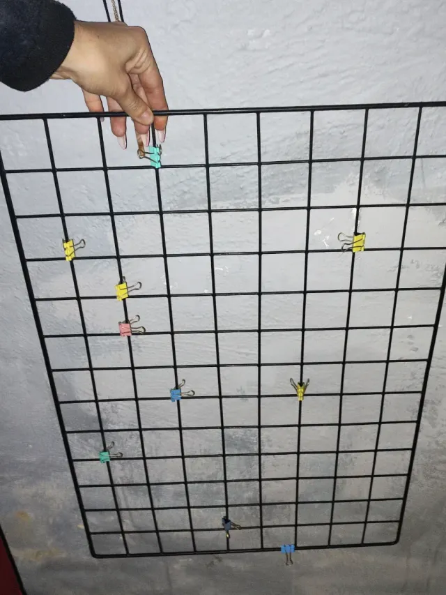 Appendiabiti da parete in metallo nero