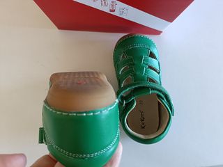 Sandalias Kickers Talla 22 Verdes