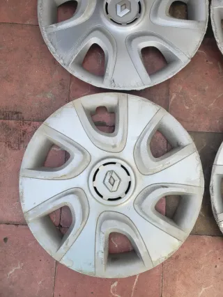 4 Tapacubos Renault R15