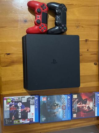 PS4 Pro 1TB + 2 Mandos + 5 Juegos
