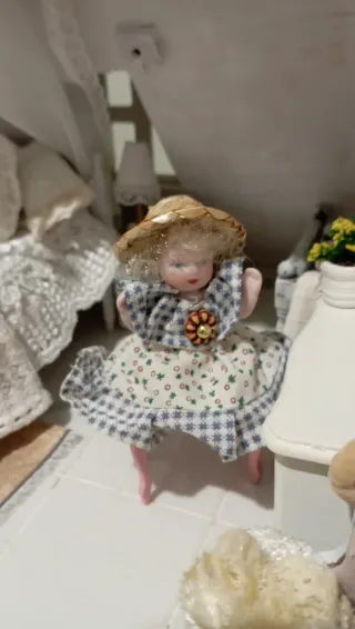 Bambola porcellana dollhouse
