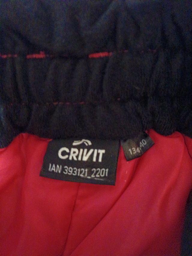 Pantalón nieve niña con tirantes. Talla 8-10 años