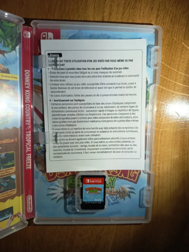 Donkey Kong Country Tropical Freeze Switch