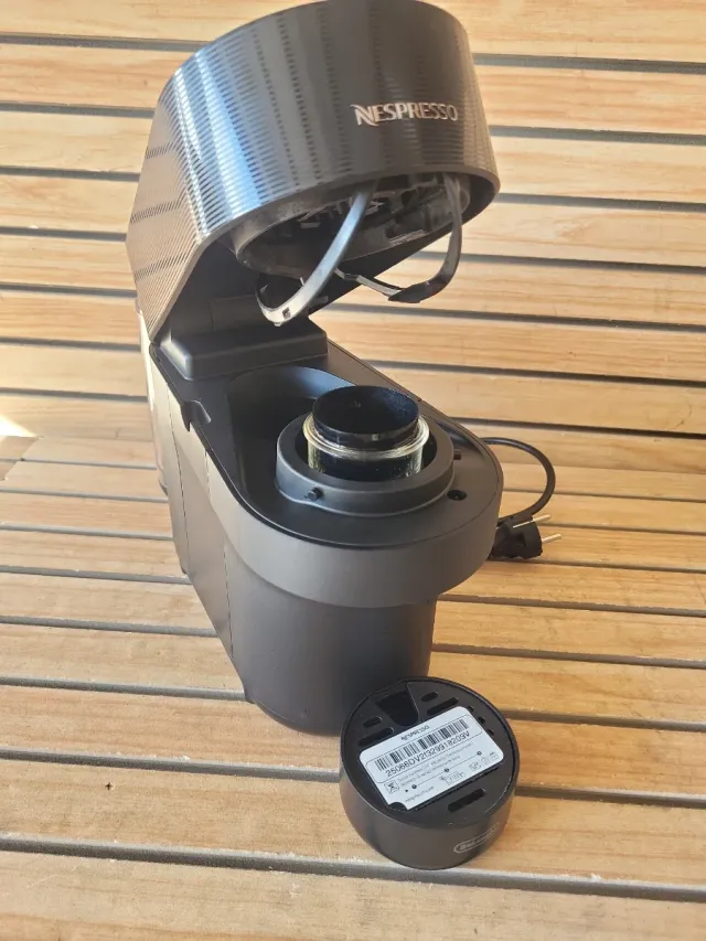 Cafetera Nespresso De'Longhi Vertuo Pop