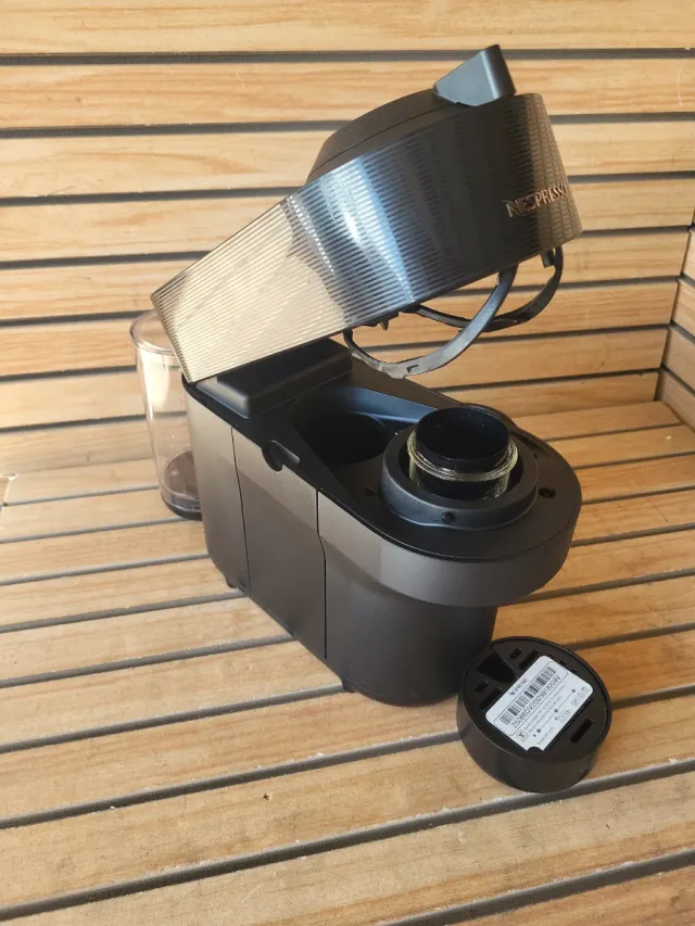 Cafetera Nespresso De'Longhi Vertuo Pop