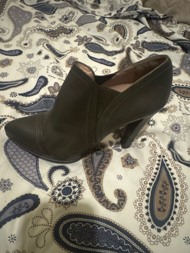 Botines Pura López Talla 38 Verde Oliva