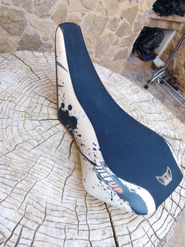 Sillín Suzuki LTZ 400