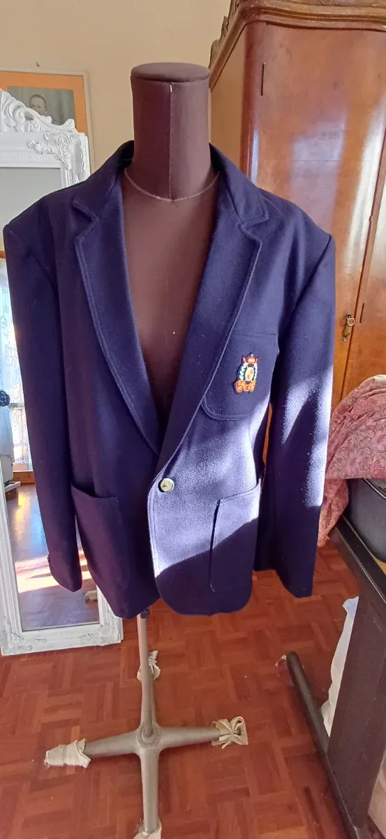 Giacca uomo blu con stemma