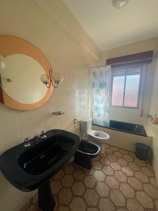 PARTICULAR Casa en Berja sobre local con terraza