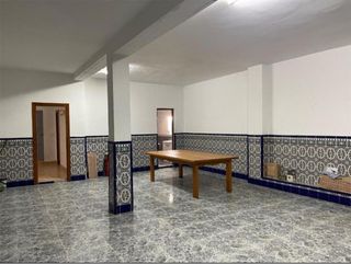 PARTICULAR Casa en Berja sobre local con terraza