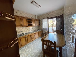 PARTICULAR Casa en Berja sobre local con terraza