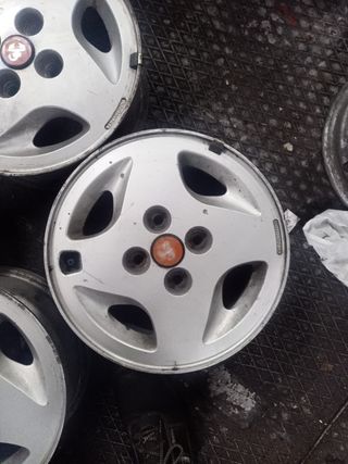 4 Llantas Uno Turbo II 13