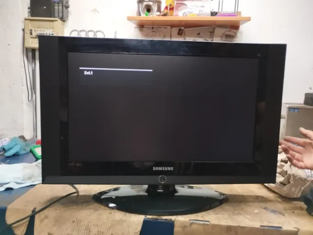 Televisor Samsung Negro 27 pulgadas