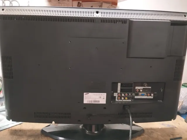 Televisor Samsung Negro 27 pulgadas