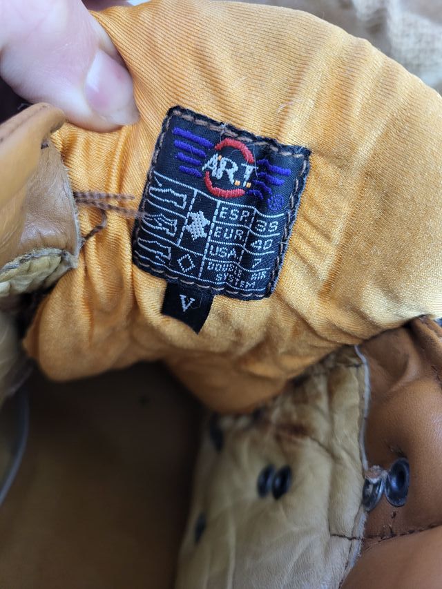 Botas Art Company Cuero  Marrón de mujer originale