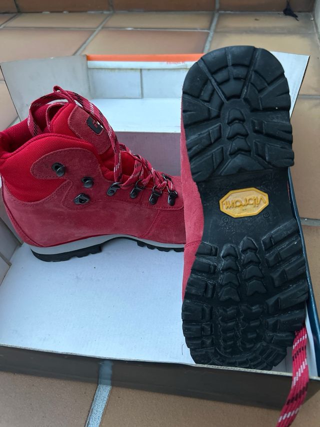 Botas de trekking ROX rojas