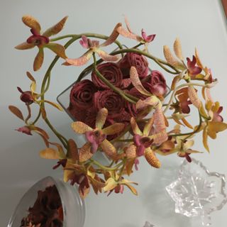 2 JARRONES decorativos. Cristal.