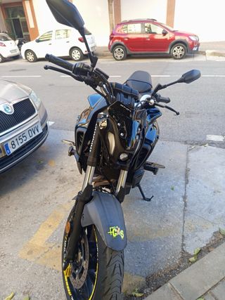 Yamaha MT-07 Negra