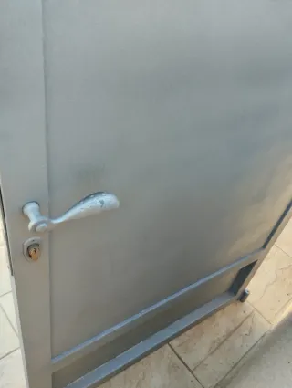 Ocasión!Puerta peatonal y doble prta.coche.