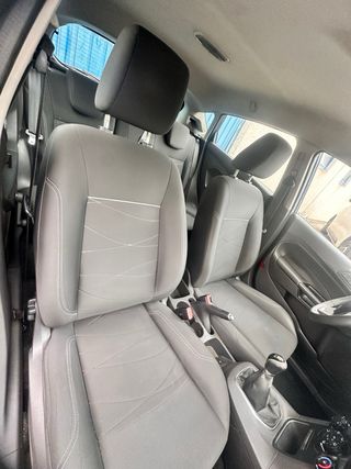 Ford Fiesta 1.6 diesel 2013 235 mil km