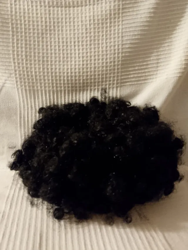 Lote pelucas y gorros disfraz