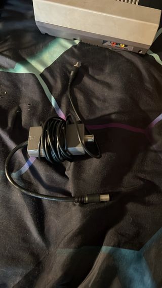 Consola Nintendo NES + 5 Juegos Clásicos