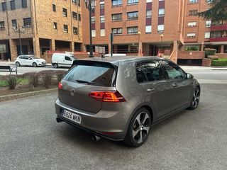 Volkswagen Golf 2013